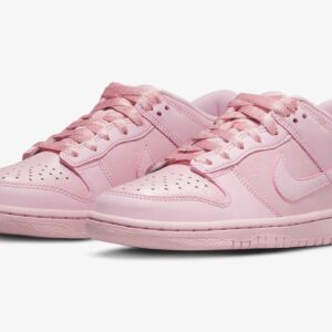 NIKE DUNK LOW SE PRISM PINK